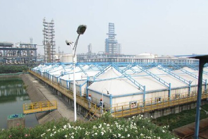 為“碧水藍(lán)天”再添新筆觸，反吊膜新技術(shù)治理廢氣獲成功