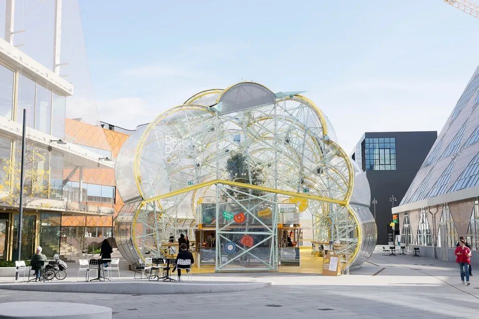 極簡超輕，ETFE膜結構“泡泡食堂”