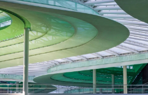 鋼結(jié)構(gòu)與膜材料的協(xié)奏，產(chǎn)業(yè)園中庭天幕